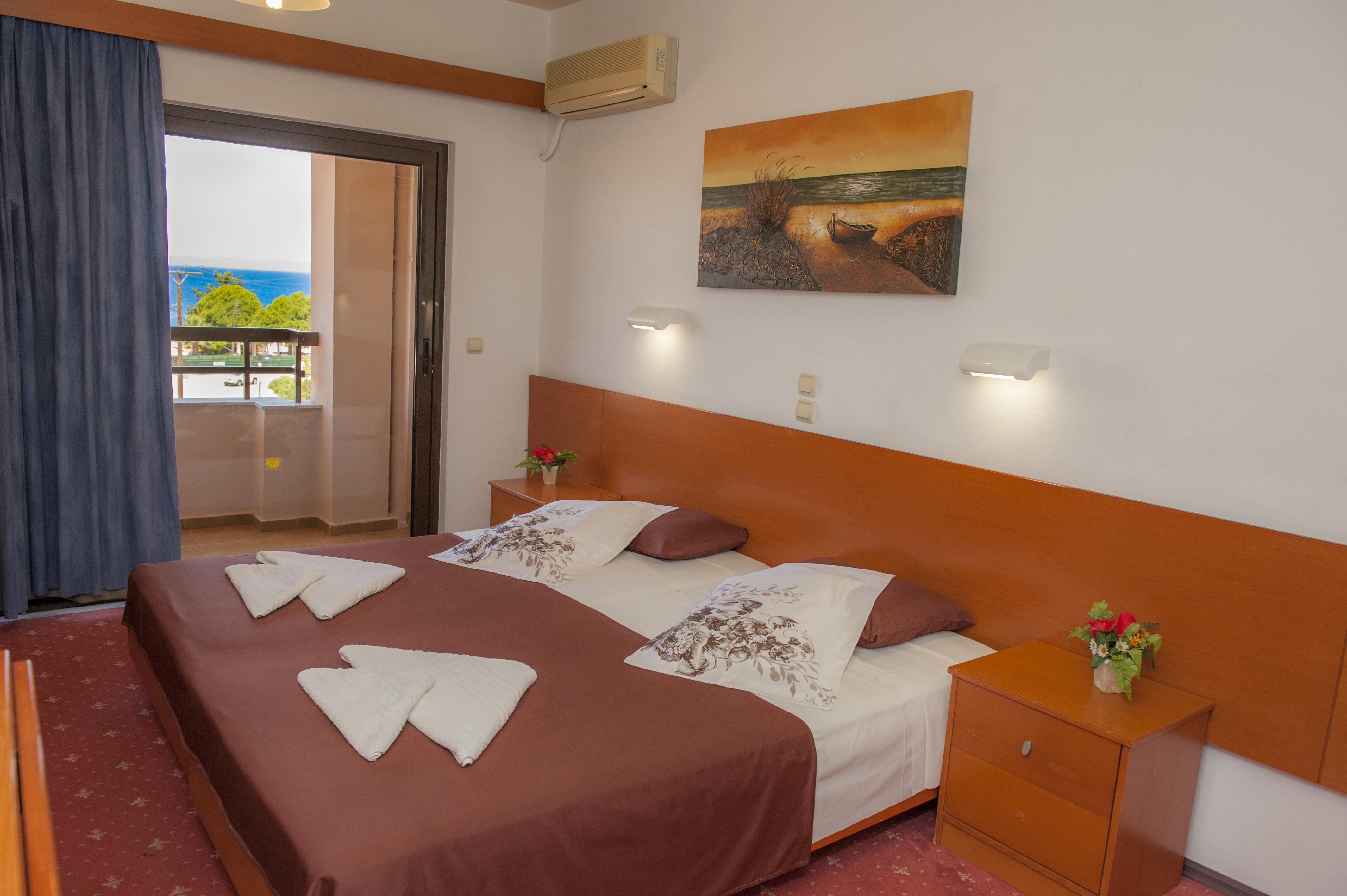Heleni Beach Hotel Ialysos (Rhodes) Exterior foto