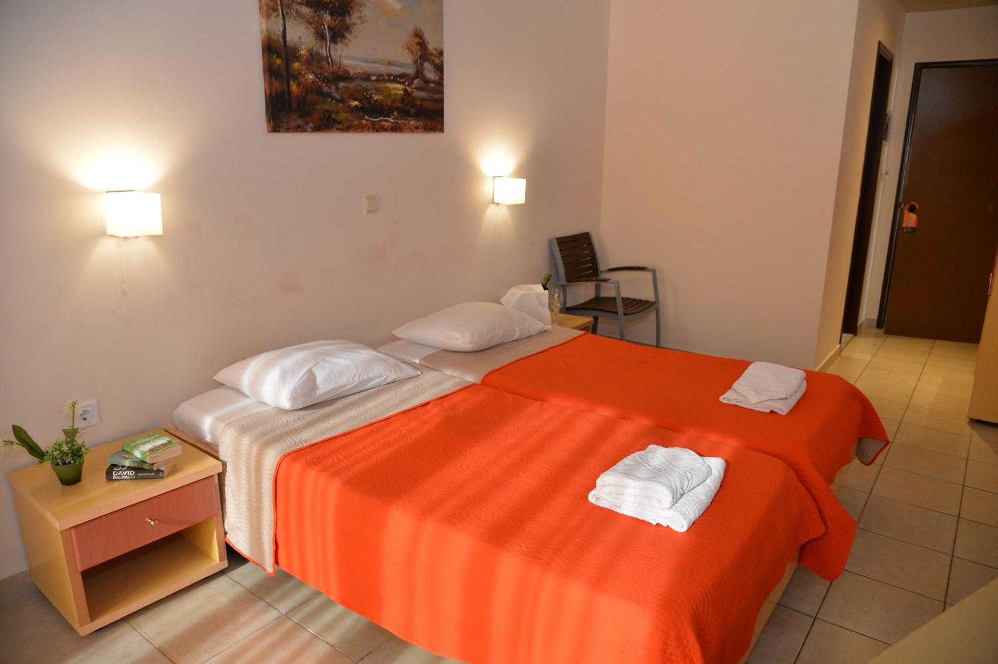 Heleni Beach Hotel Ialysos (Rhodes) Quarto foto