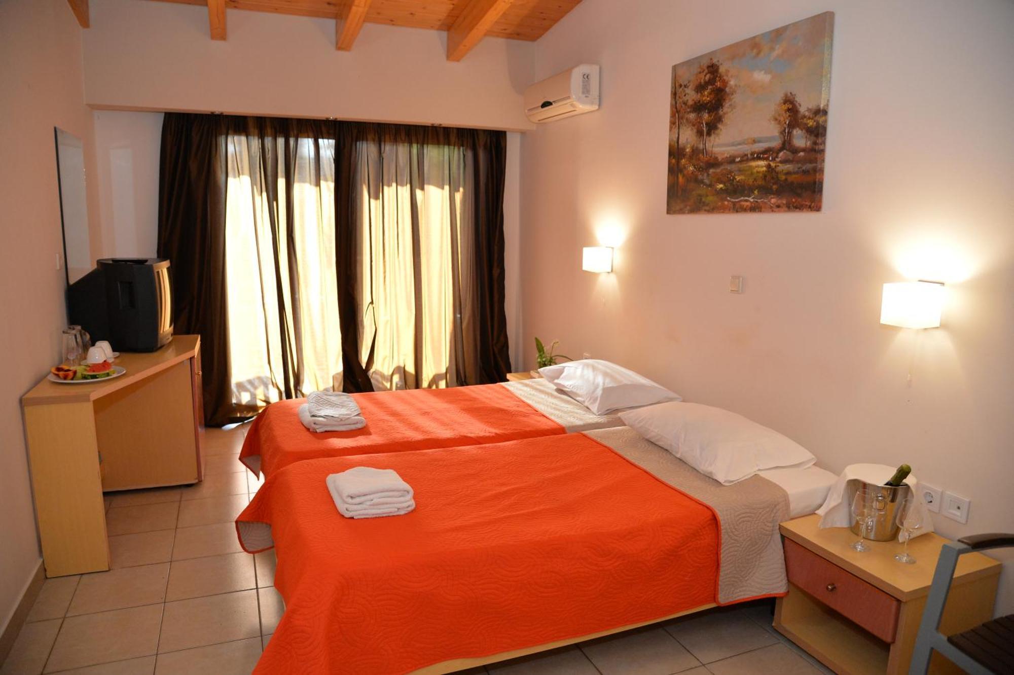 Heleni Beach Hotel Ialysos (Rhodes) Quarto foto